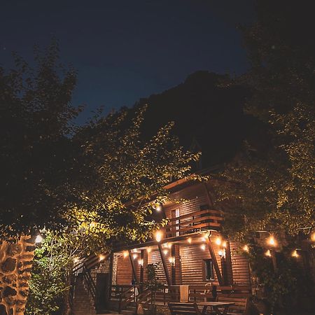 Guesthouse Pashko Theth Ngoại thất bức ảnh