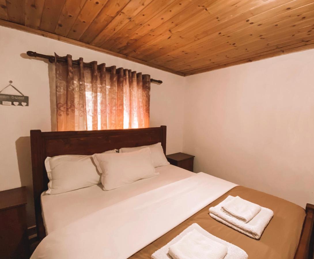 Guesthouse Pashko Theth Ngoại thất bức ảnh