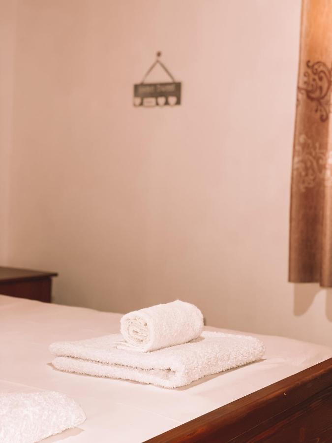 Guesthouse Pashko Theth Ngoại thất bức ảnh